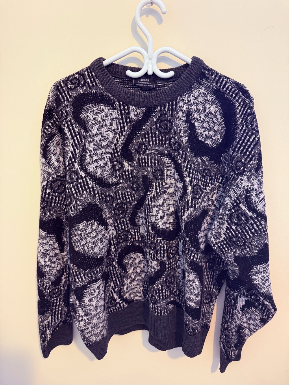 Sears Black & Gray Abstract Crewneck Sweater